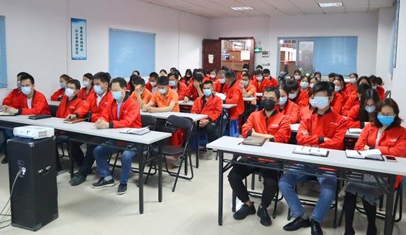 菲思盾愛心基金理事會現(xiàn)場